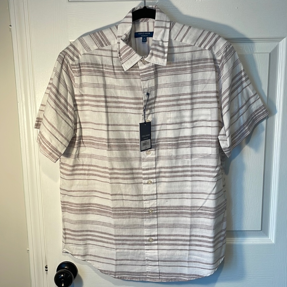 Gorgeous light purple and white shirt sleeve shirt